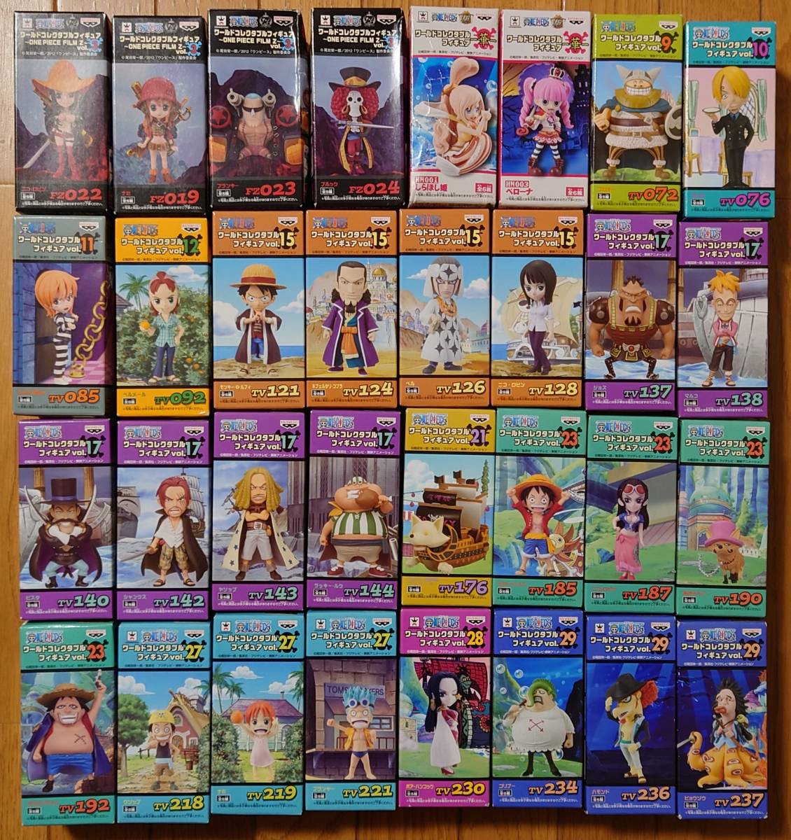 ワンピース　ワールドコレクタブルフィギュア　まとめ ワンピースワールドコレクタブルフィギュア 32体まとめ売り 【公式通販】