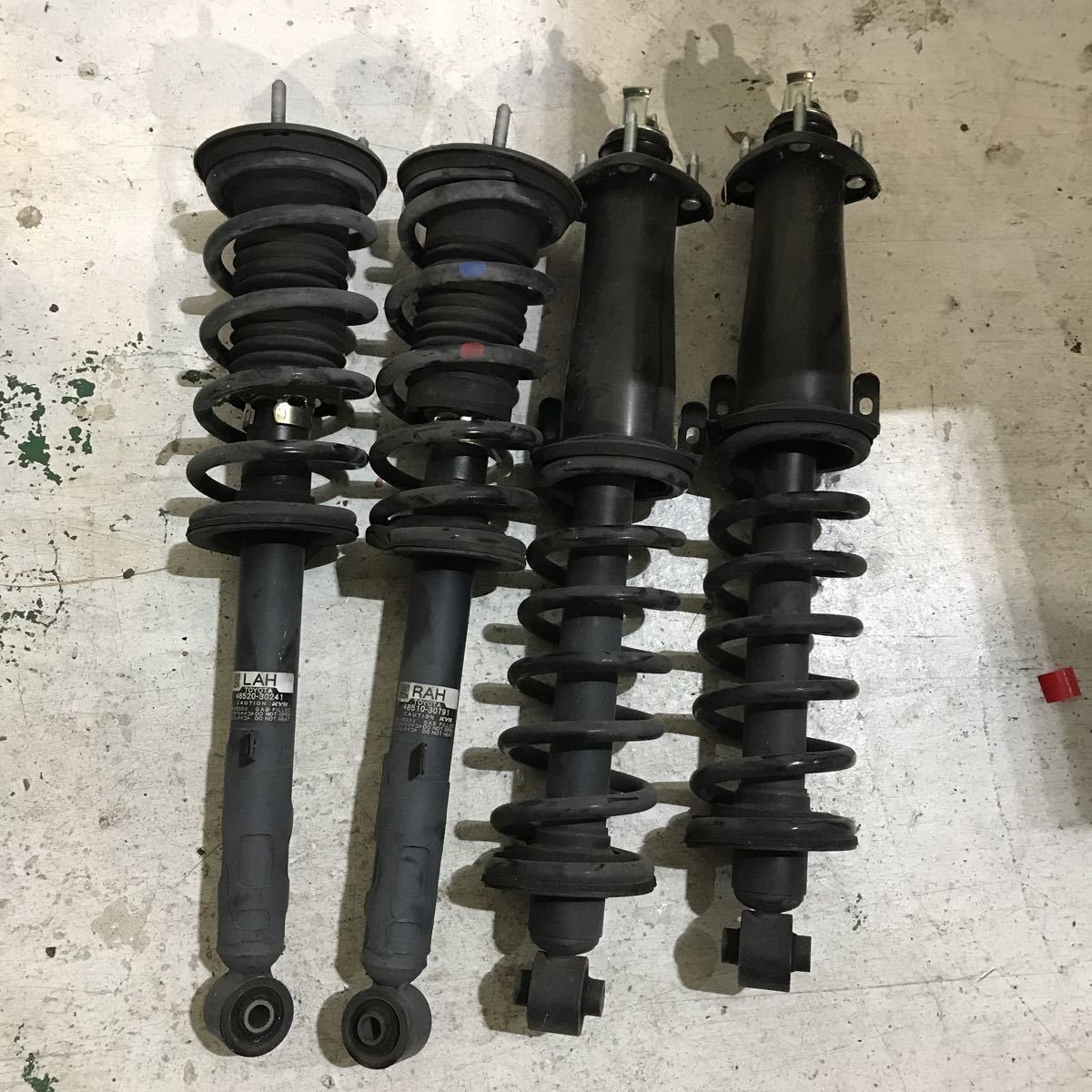 純正 - クラウン トヨタ 200系 サスペンション | AVS 0 後期 AVS純正 