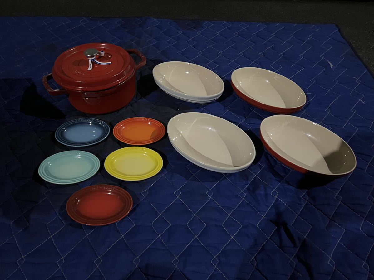 ★中古品 食器9点セット まとめ LE CREUSET ルクルーゼ staub ストウブ22 LE CREUSET ル・クルーゼ Iron Set 2026年最新Yahoo!オークション