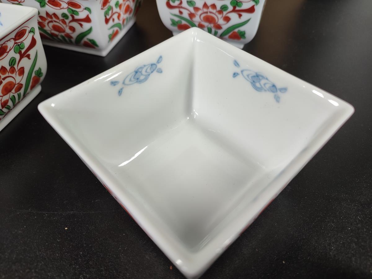 有田焼 小鉢揃 5客揃 雅峰作 工芸品 和食器 赤絵草花 錦万歴 反四角