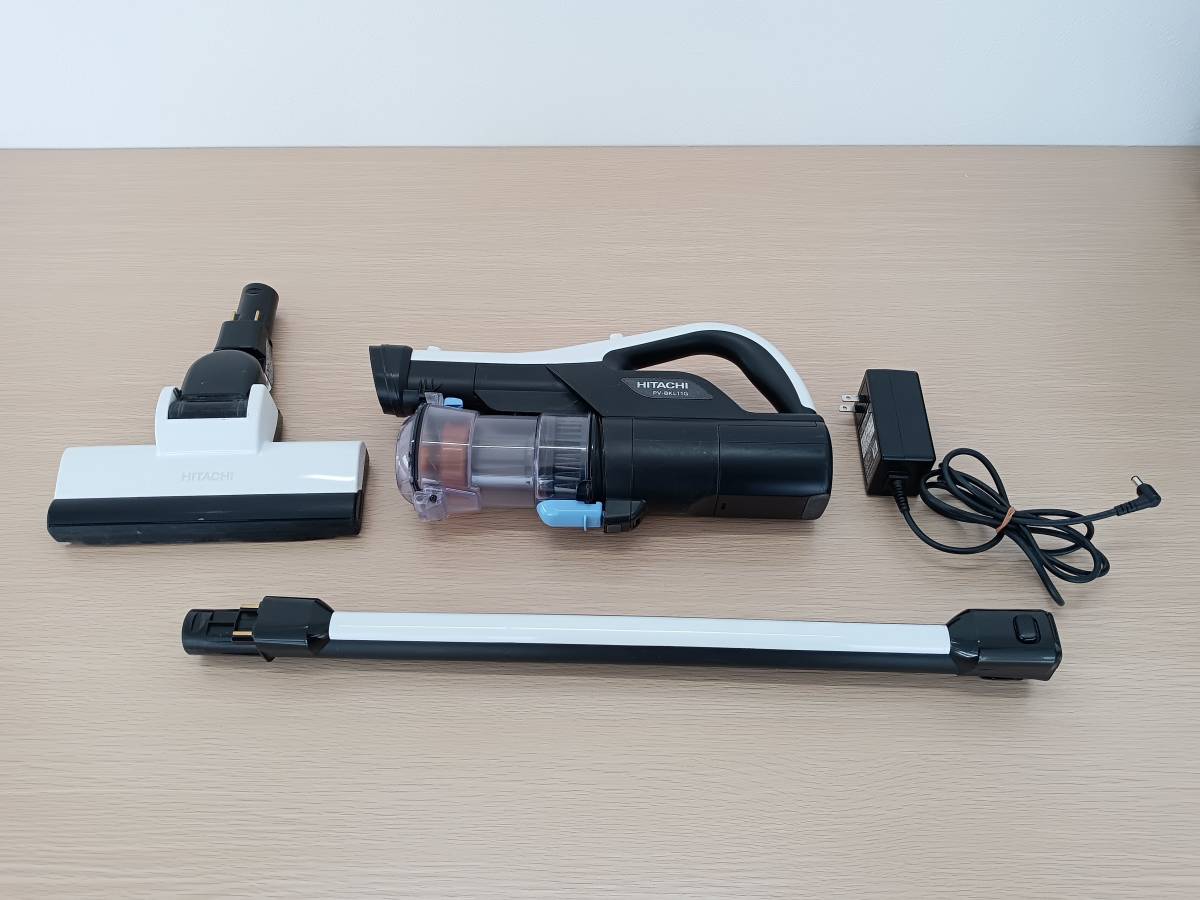 EM80】中古品 HITACHI PV-BKL11G 2021年製 充電式掃除機