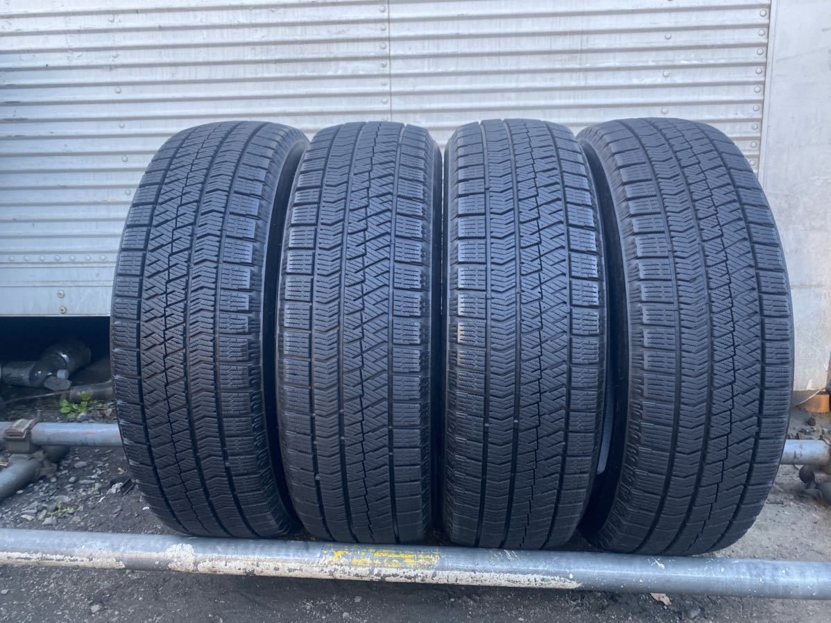 【人気セール，100%新品】 バリ山 195/60R17 4本 ブリヂストン ブリザックVRX2 スタッドレス 2019年製(中古)｜売買されたオークション情報、yahooの商品情報をアーカイブ公開 - オークファン 17インチ