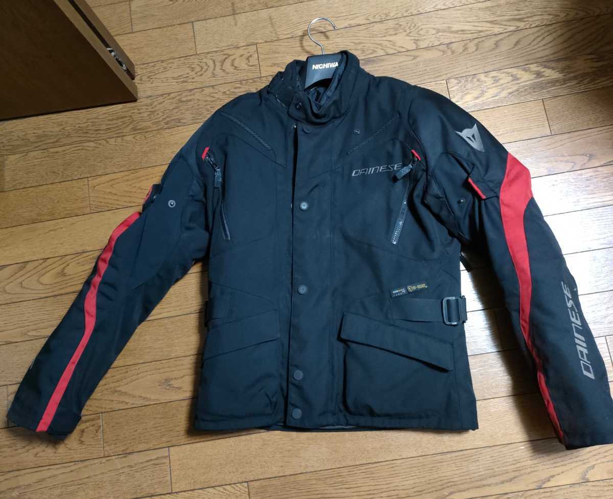 ダイネーゼのジャケットのサイズ感とフィッティングのススメ 