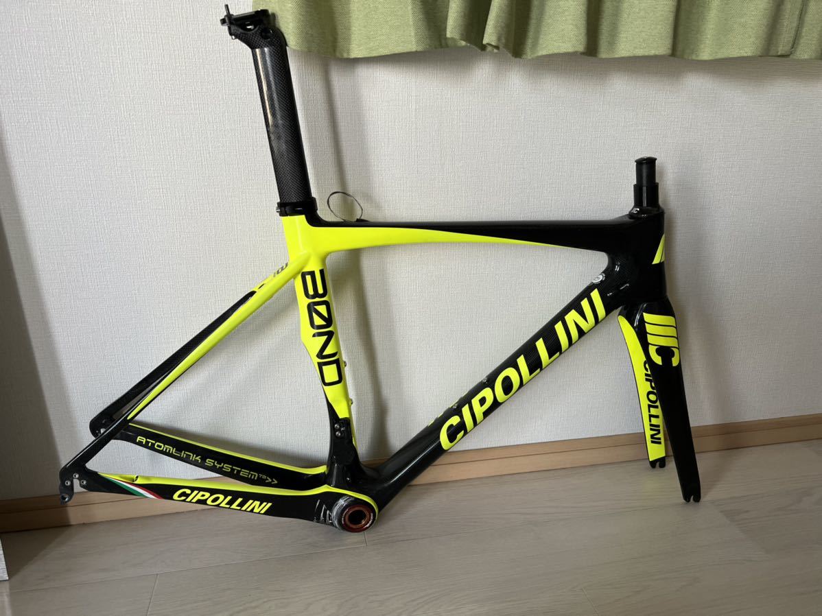 【得価，定番】 CIPOLLINI bond フレームセット Mサイズ(ロードバイク)｜売買されたオークション情報、yahooの商品情報をアーカイブ公開 - オークファン ロードバイク