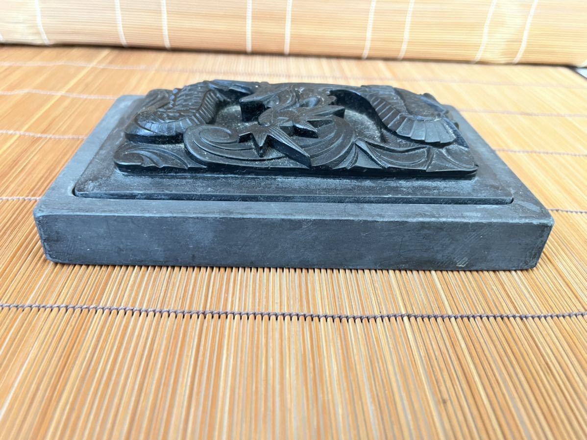 龍と雲の彫刻 の硯 硯 雲龍 龍彫刻 書道具 中国美術 蓋付き 石彫刻 古書道 雲龍硯 習字