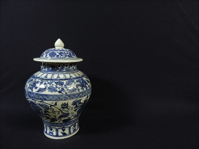 中国骨董古美術 染付青花雲堂手 花瓶 アンティーク 中国骨董古美術 染