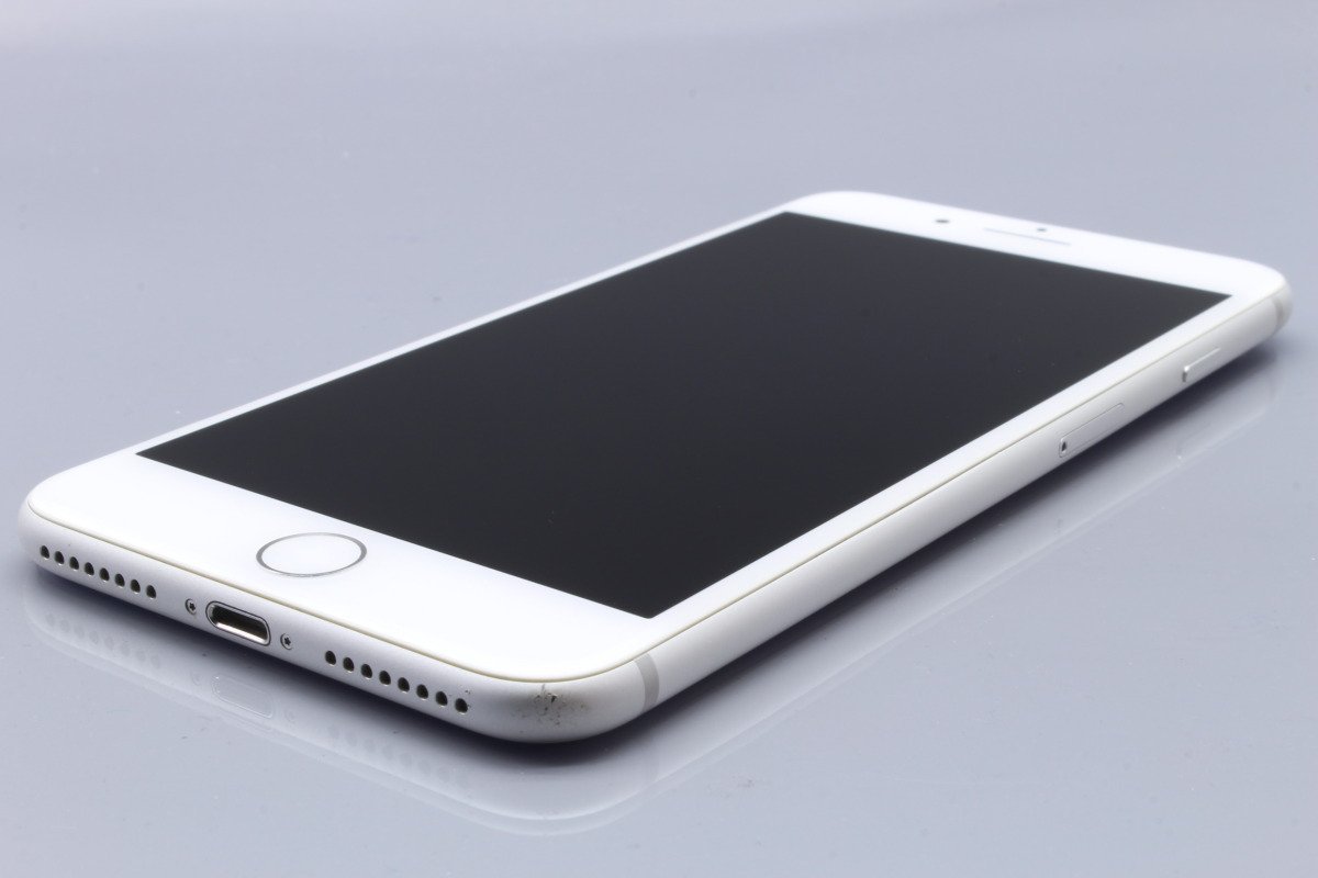 Apple iPhone8 Plus 64GB Silver A1898 MQ9L2J/A バッテリ81%□au