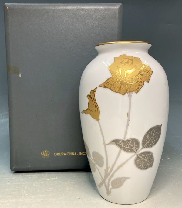 花瓶 大倉陶園 OKURA ブルーローズ 薔薇 - CHINA フラワーベース バラ