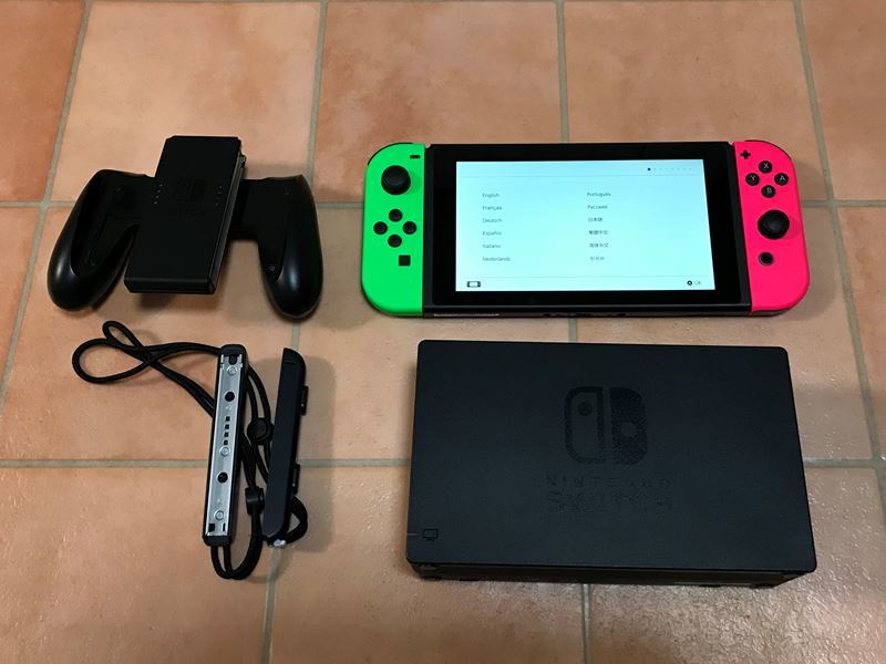 Nintendo Switch 本体 HAC-001 あつまれどうぶつの森・マリオカート8