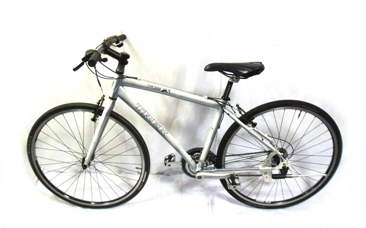 1211-06 ☆ 1円-TREK※ 7.3FX 軽快クロスバイク SHIMANO 24速 白