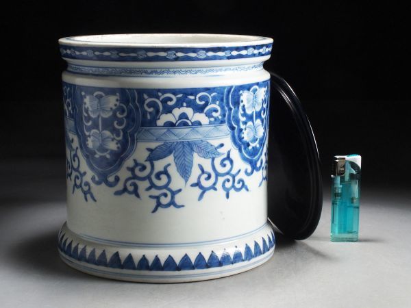 U224. 時代茶道具 唐物 新渡染付 花蝶唐草文 水指 塗蓋 合箱付属