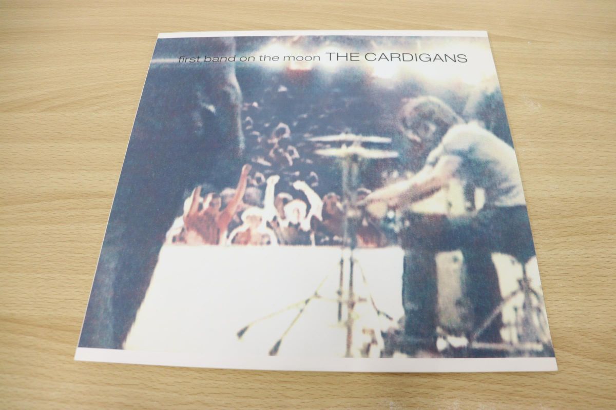 The Band First - Moon Cardigans On – on the LP Music Vinyl .com