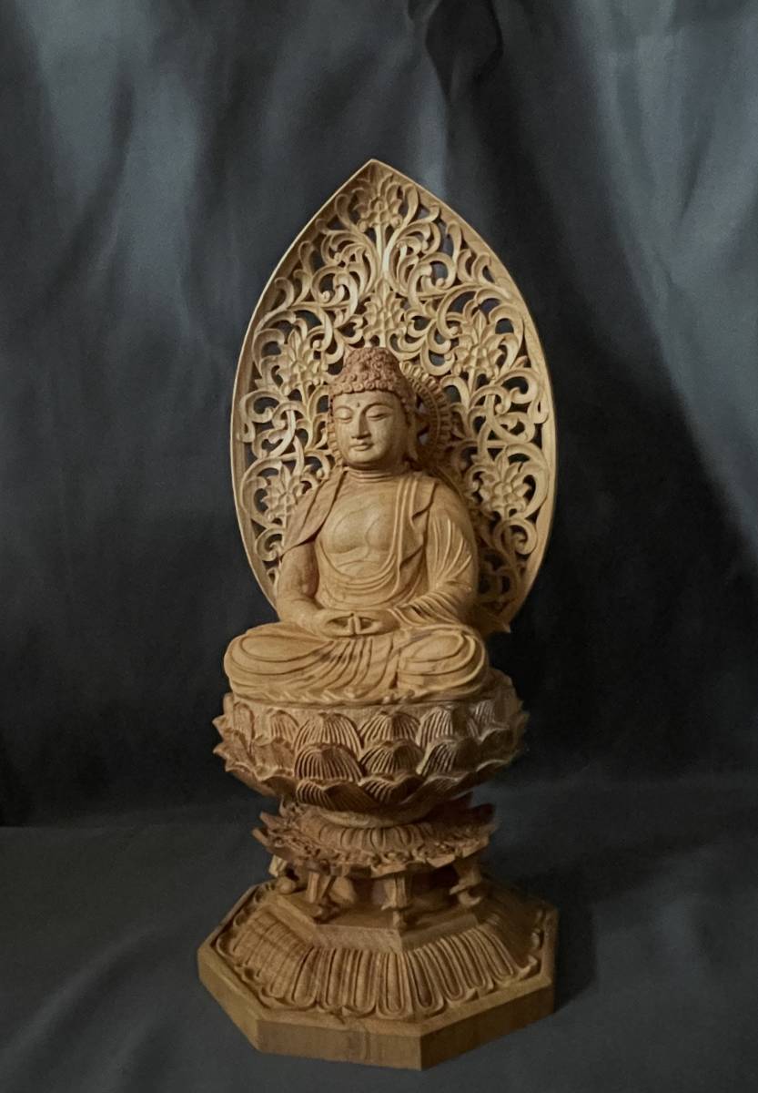 極上品 仏教工芸品 一刀彫 総ケヤキ材 木彫仏像 阿弥陀如来座の 木彫