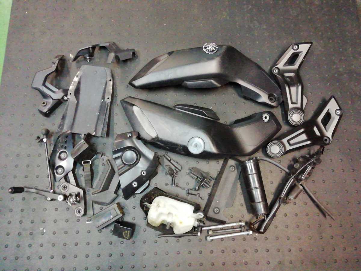売り切り！　送料無料　ヤマハ　MT-07 RM19J 純正部品セット　2018年式　検)XSR MT Z900 GY2
