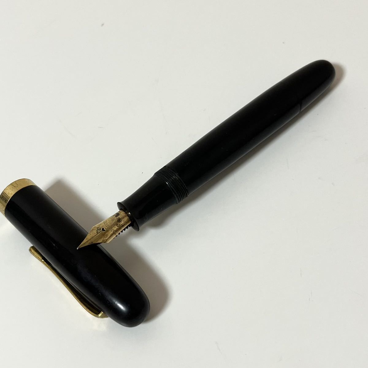 WAHL,AMER,ENGLAND ヴィンテージ万年筆 14K 万年筆 warranted ヴィンテージ 14k 14c 585 ゴールド 金色 ペン先