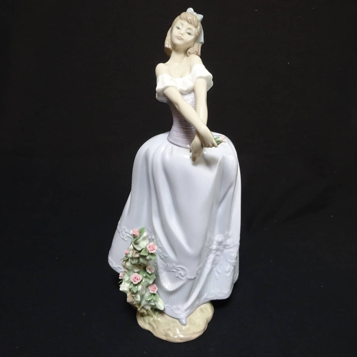 Lladro リヤドロ/初恋／フィギュリン/6712/ Lladro リヤドロ リヤドロ⁄初恋／フィギュリン⁄6712⁄ 公式通販