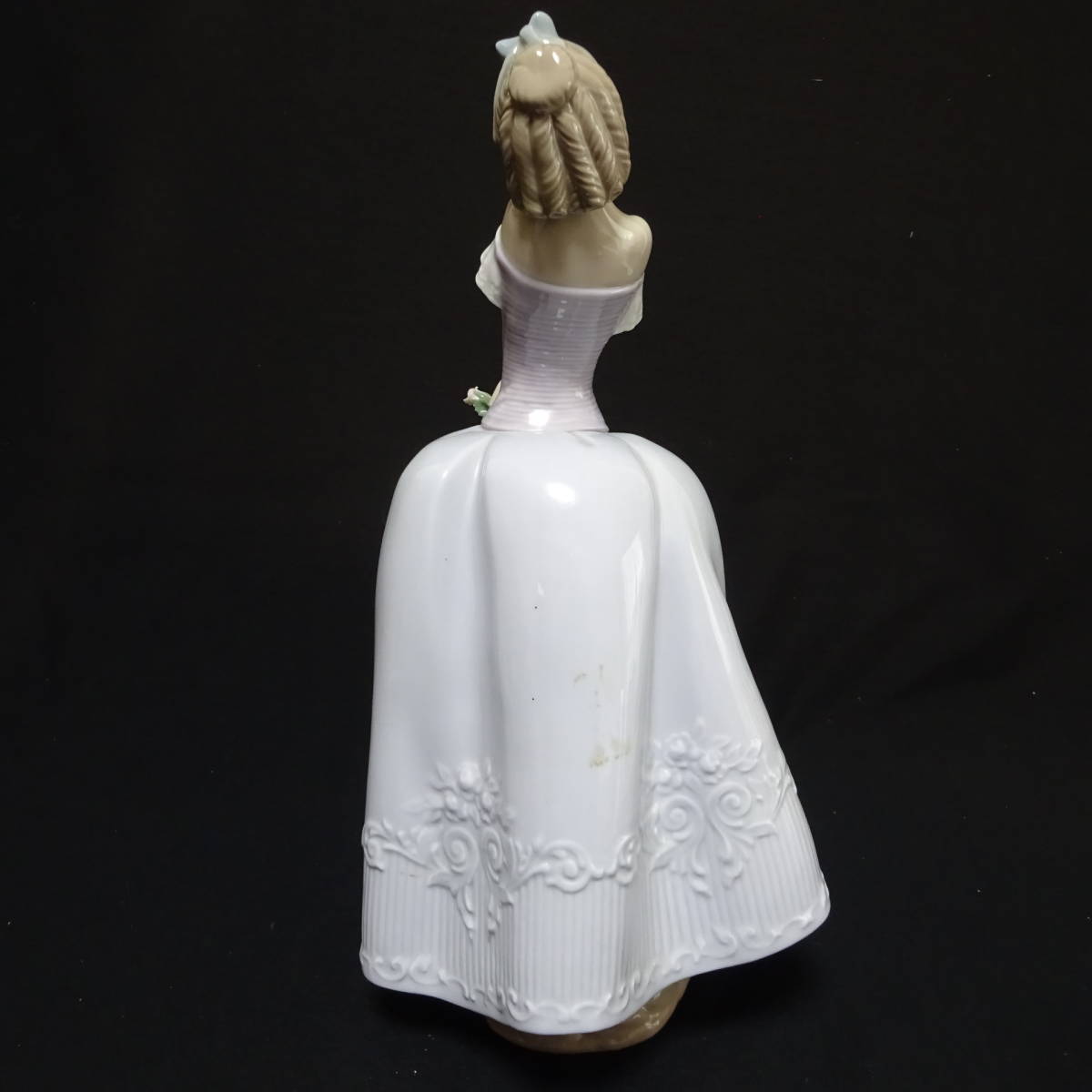 Lladro リヤドロ/初恋／フィギュリン/6712/ Lladro リヤドロ リヤドロ⁄初恋／フィギュリン⁄6712⁄ 公式通販