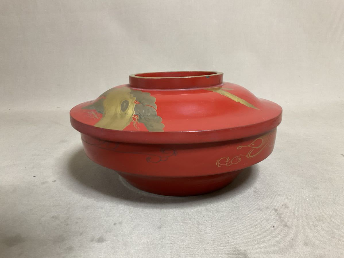 ZM242 木製　漆器　漆塗り　朱塗り　金彩　金盛り　鷹と松の図　大平椀_7