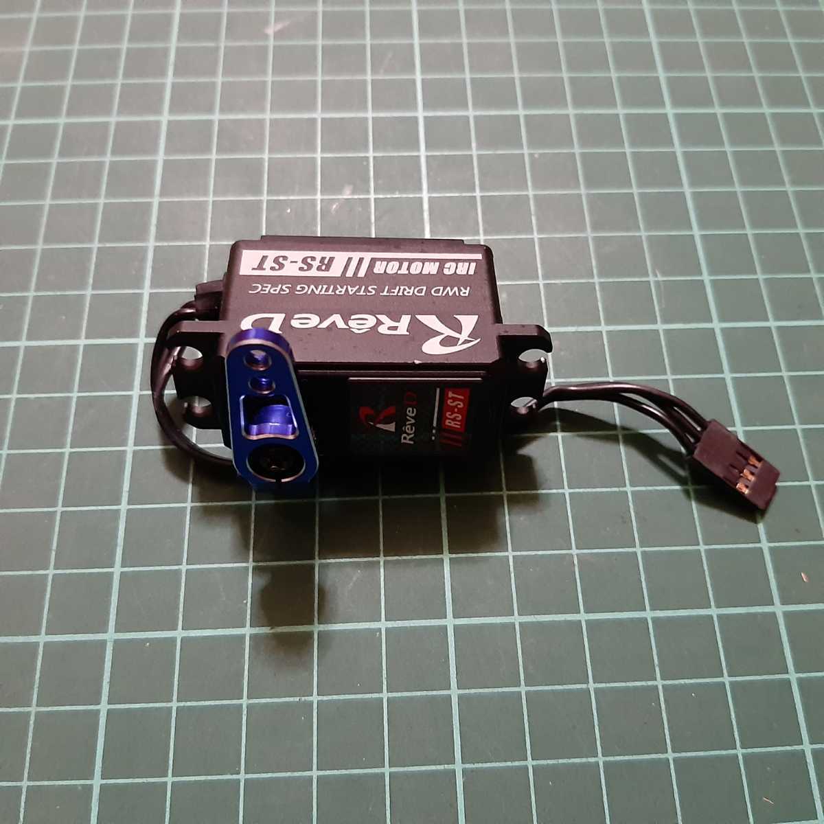 即決《送料無料》　Reve D RS-ST 2駆　ドリフト　サーボ　　アルミホーン付き　　ラジコン　ドリパケ　YD-2 RWD