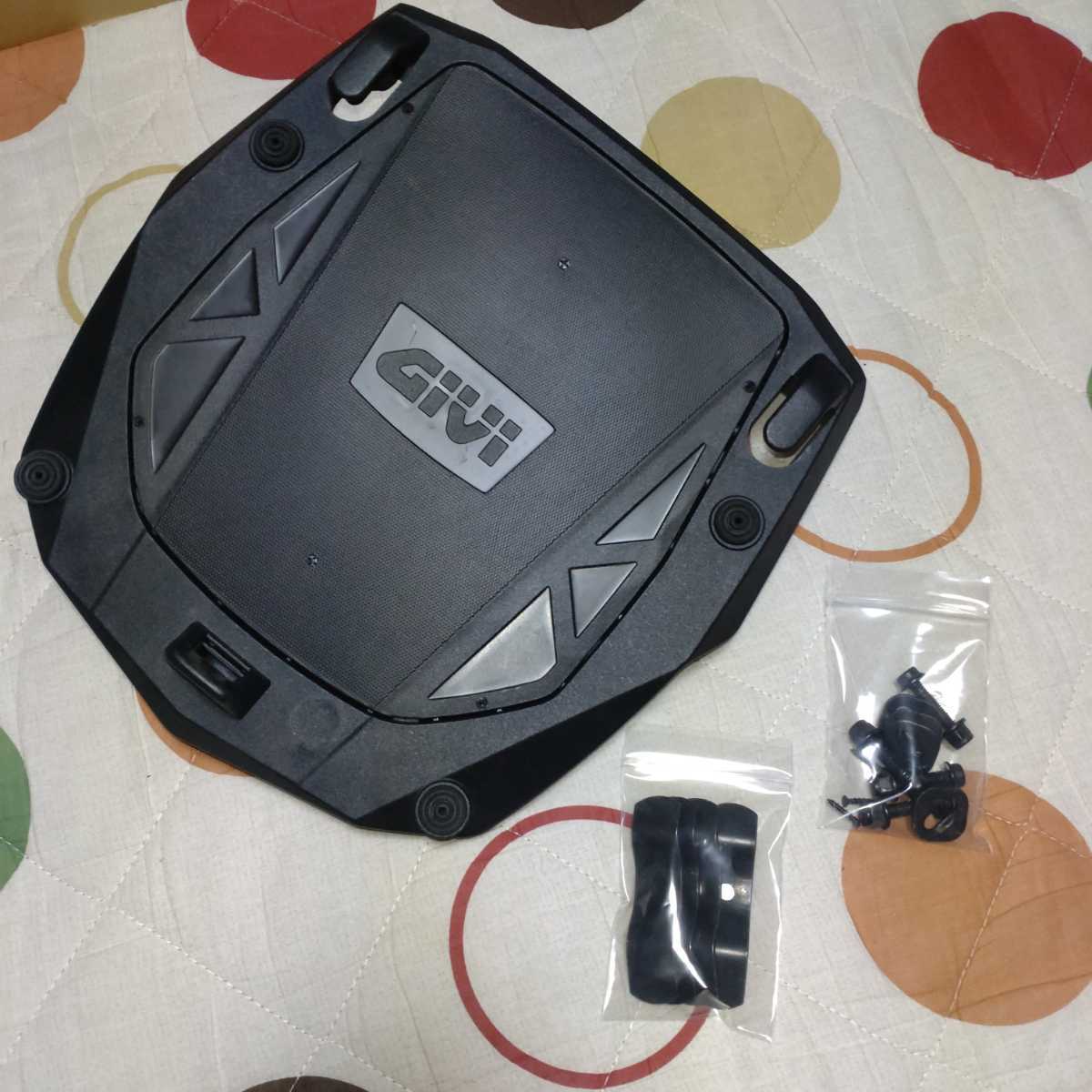 【美品】Undercover -Intermission-Madsaki ☆送料520円☆ 12V 24V サルフューション除去パルス充電器 カー