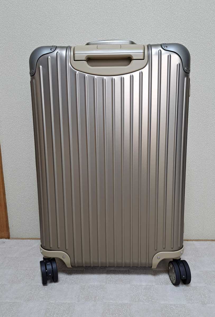 リモワ スーツケース トパーズ チタニウム 67L 電子タグ 【公式通販】
