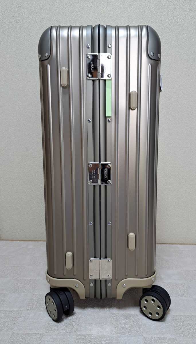 リモワ スーツケース トパーズ チタニウム 67L 電子タグ 【公式通販】