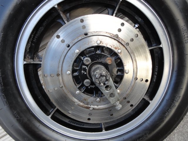 KAWASAKI KZ1000 LTD リアホイール カワサキ [M-250321-69] カワサキ（Kawasaki） KZ1000LTD リアホイール 純正 中古 バイク 部品