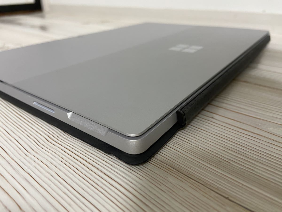 Surface Pro 7 i5 8GB 128GB 純正タイプカバー箱付 SurfacePro7 Core i5/8GB/128GB Spigenカバー付