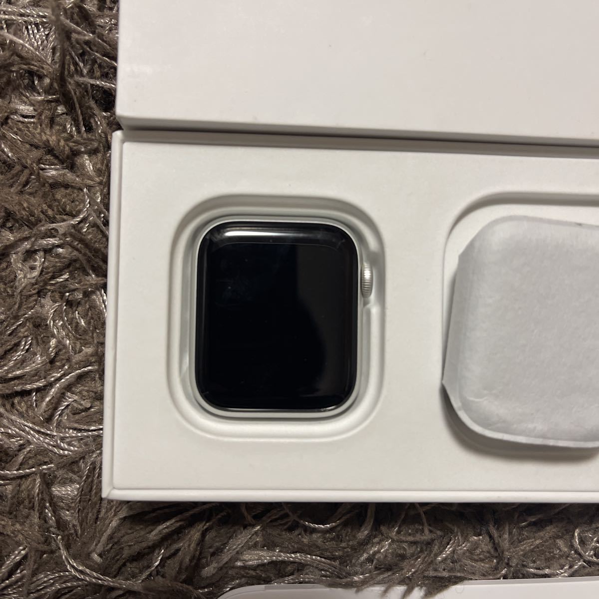 Apple Watch Series6 GPS 40mm シルバー アルミニウムケース MG183J/A