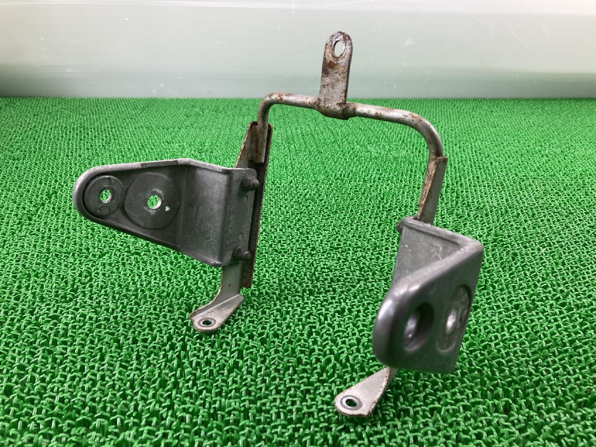 ゼファー400 ゼファーカイ ヘッドライトステー カワサキ 純正 中古 ZR400C 曲がり無し 品薄 希少品 安心のノーマル ブラケット