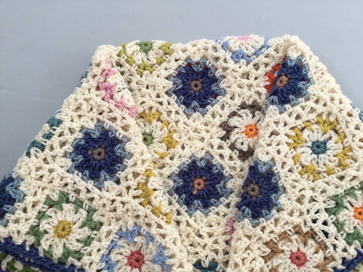 ☆ハンドメイド・ブランケット＊ポイントブルー＆お花畑モチーフ
