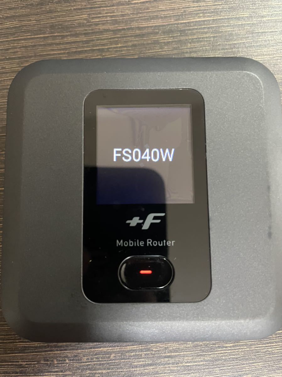 FUJISOFT FS040W モバイルルーター ポケットWiFi 富士ソフト FS040W