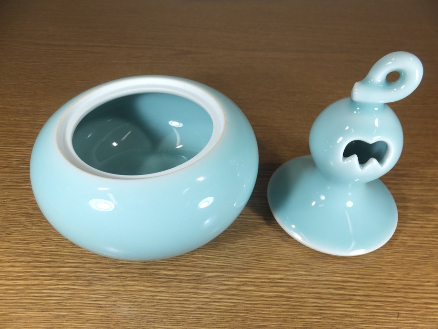 小笠原長春 自作 青瓷香炉 鍋島青磁 日本工芸会 長春青磁陶窯 佐賀県