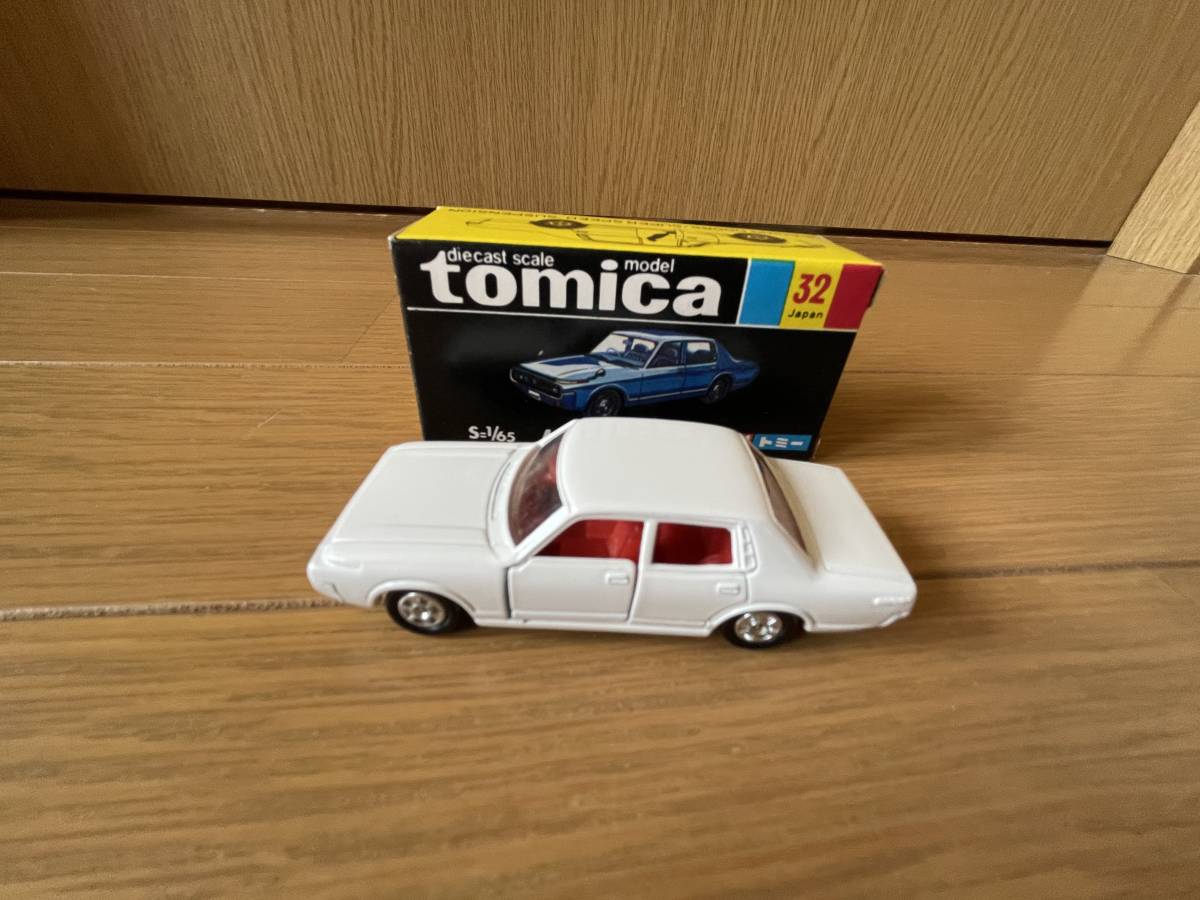 TOMICA トミカ ニュークラウン 白シート 1Eホイール 箱付き