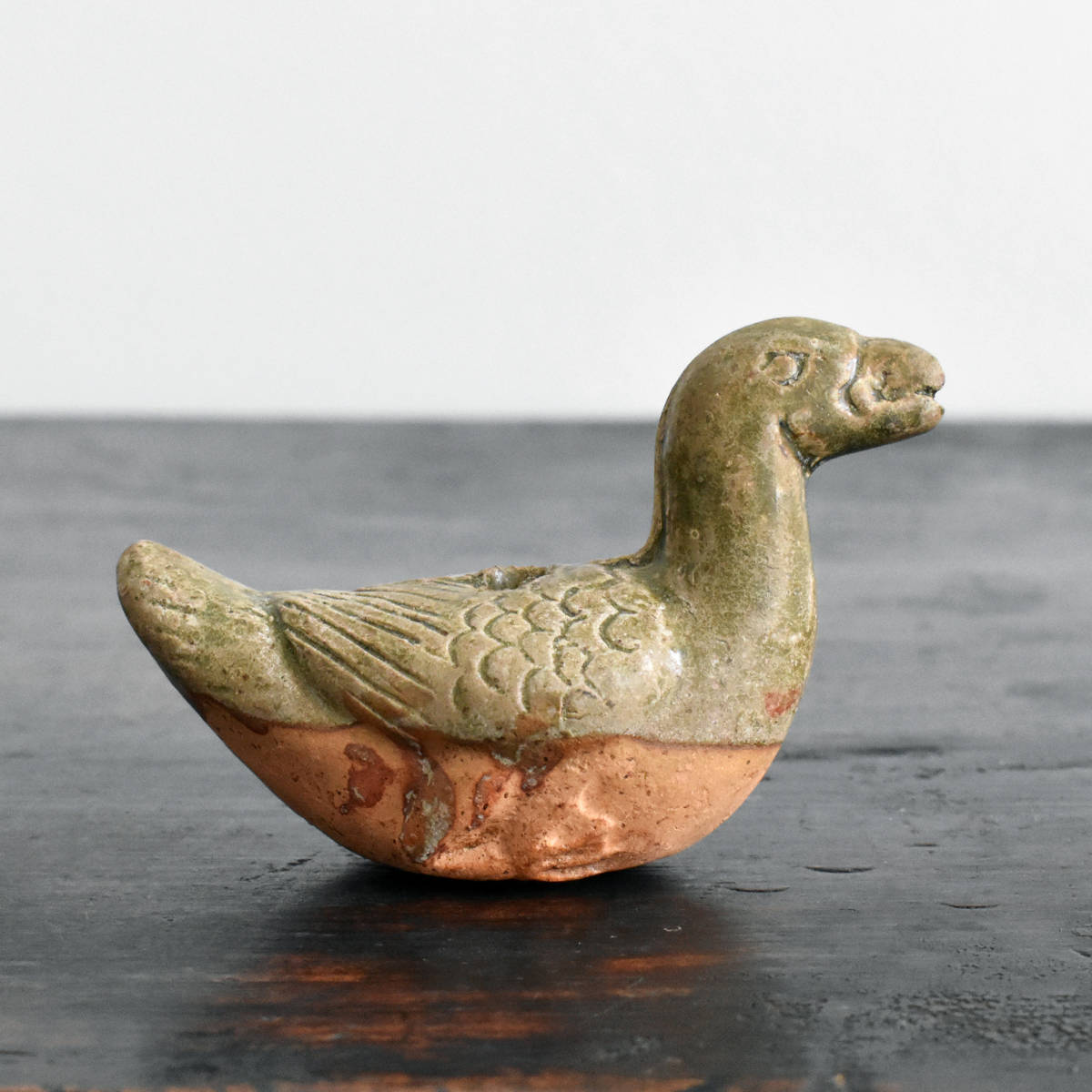 中国 晋〜宋時代 青磁 鳥 カモ型 水滴 状態良好 /古玩/遼/漢/唐/古陶