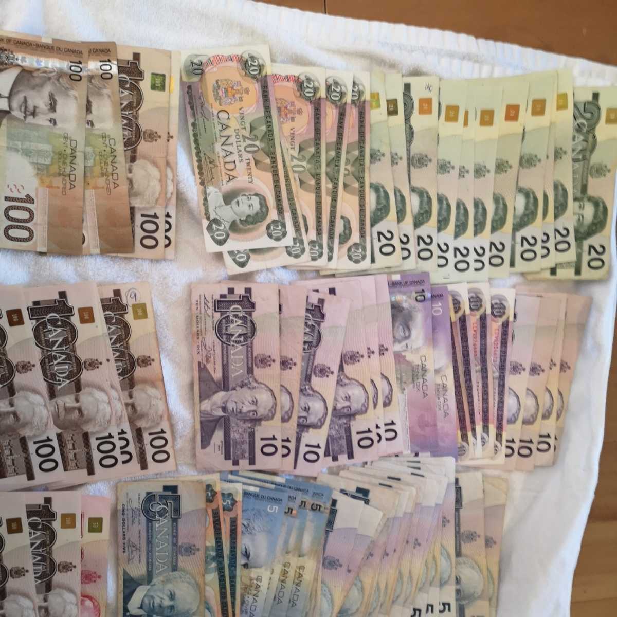 カナダドル紙幣まとめて 1710カナダドル