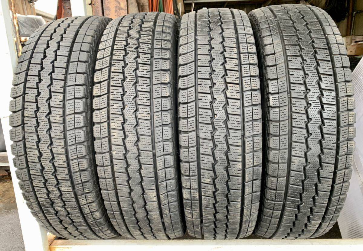 ダンロップ バン用 スタッドレス WINTER MAXX SV01 バリ山 195/80R15 