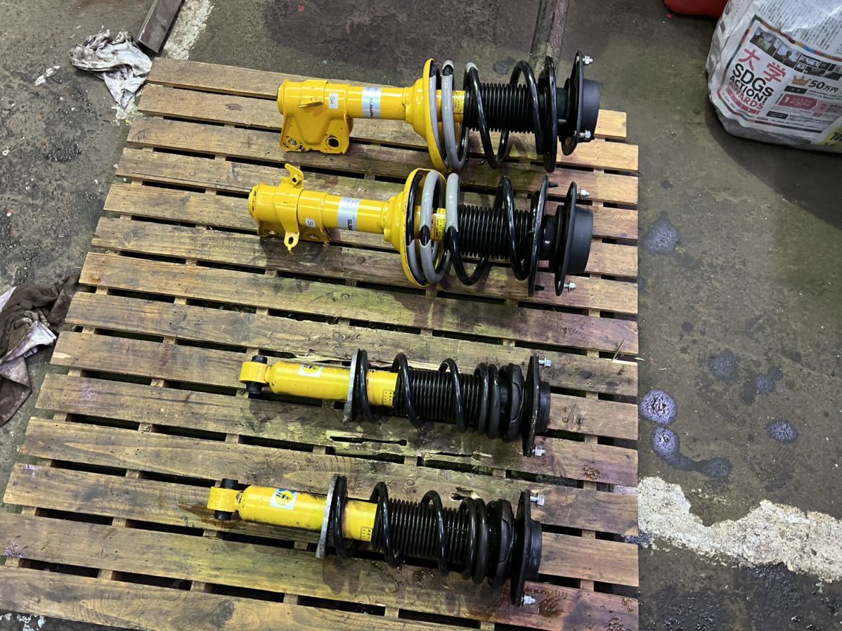 WRX sti VAB ビルシュタイン サスペンション ショック 純正 程度