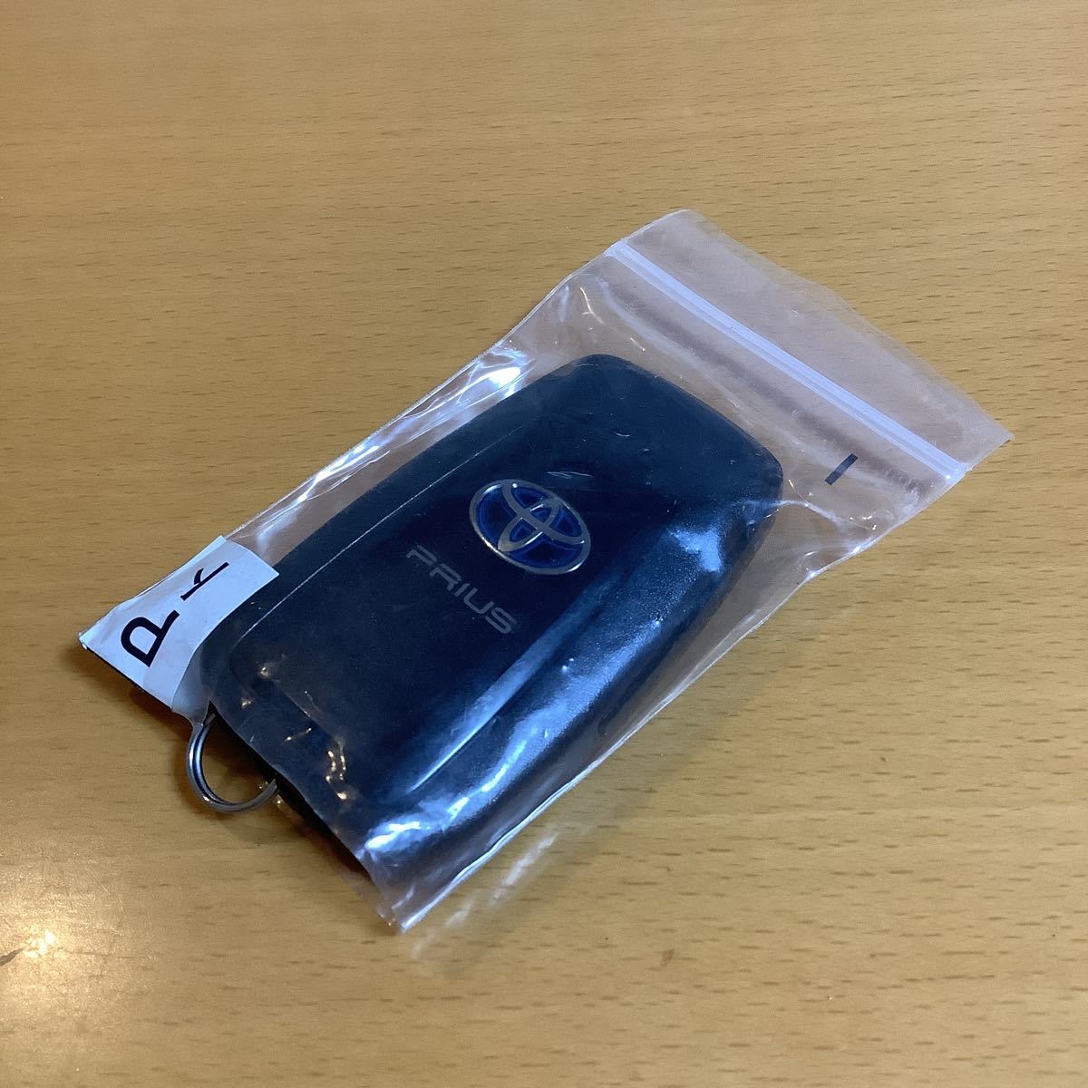 【送料無料】美品　トヨタ純正 プリウス スマートキー 231451-0351 #538