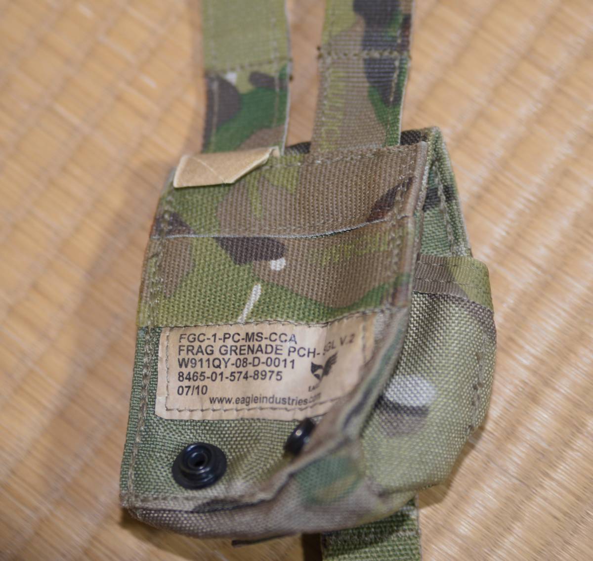 EAGLE グレネード ポーチ マルチカム 官給 EAGLE スモークグレネード