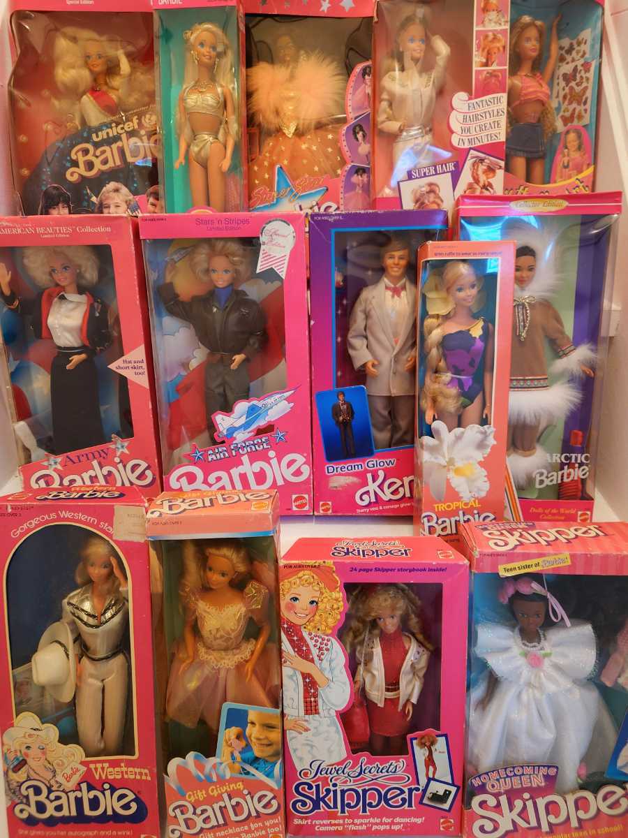 人気 バービードール 1980〜90年代ピンクボックスのみ14個 まとめて Barbie Skipper KEN(ピンクボックスバービー (1978-))｜売買されたオークション情報、yahooの商品情報をアーカイブ公開 - オークファン 人形