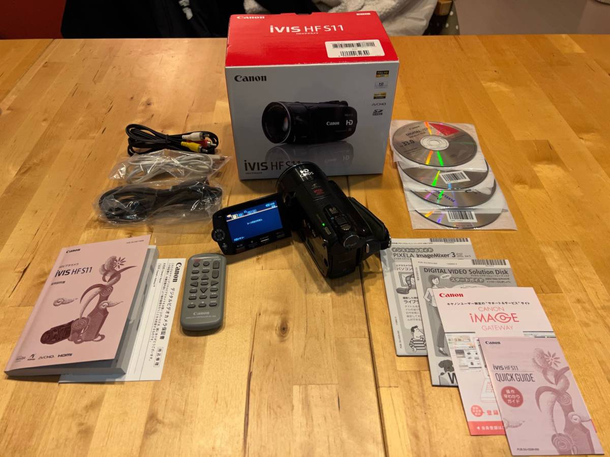 ☆中古美品☆ Canon iVIS HF S11デジタルビデオカメラ☆元箱/説明書