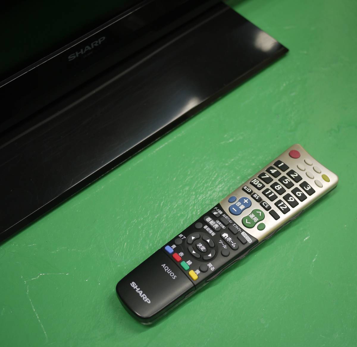 シャープ 32V型 ハイビジョン 液晶 テレビ AQUOS LC-32H7 2012年 USB外