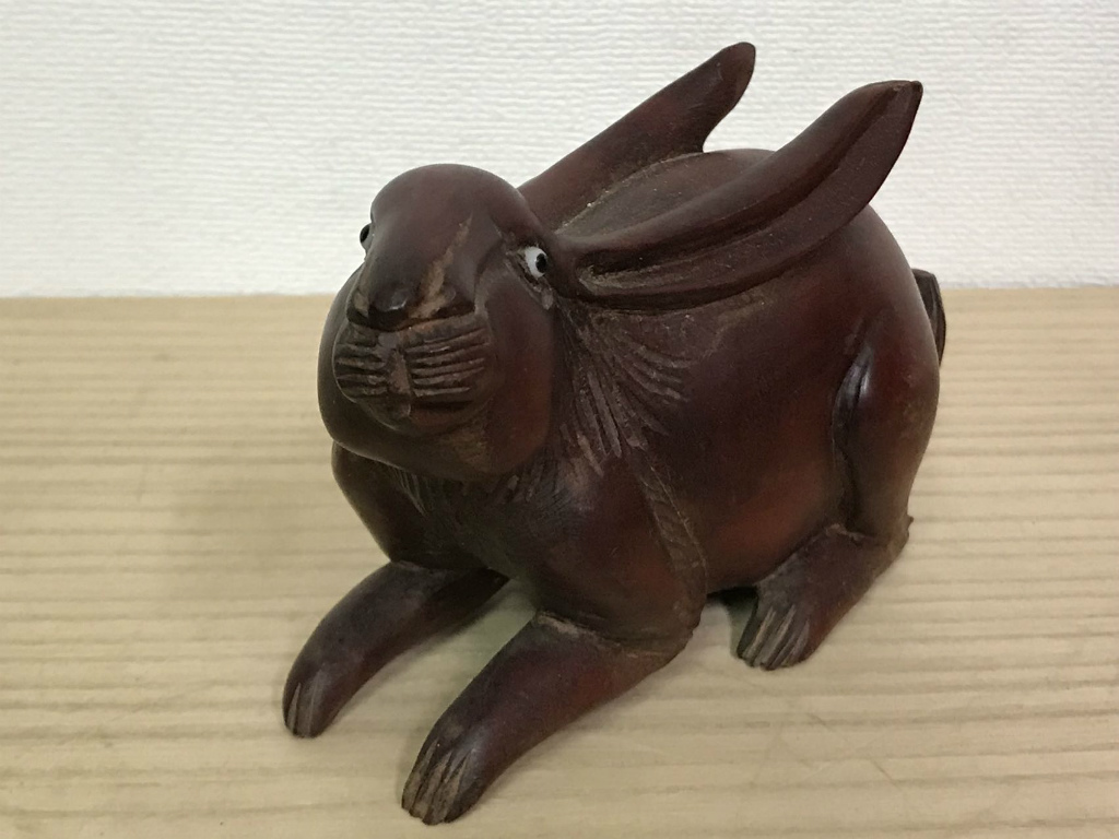 ヨーロッパアンティーク 木彫うさぎ
