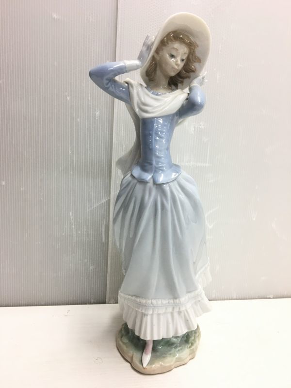 1円～/LIADRO/リヤドロ/4936/春のそよ風/スペイン製/高さ約36cm
