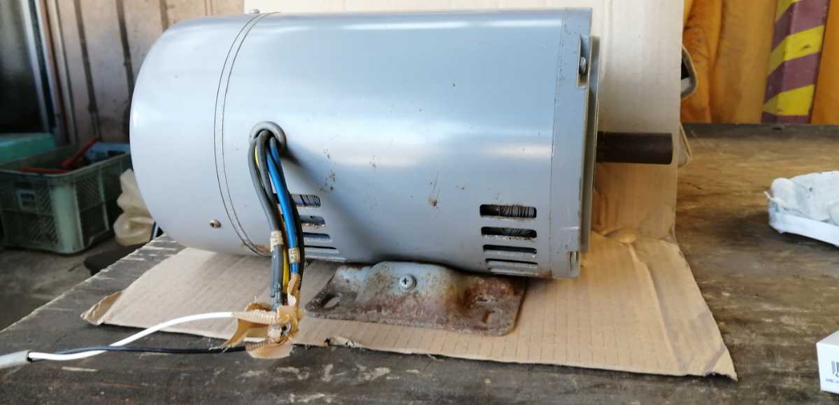 単相モーター、未使用0，75kw100-200vジャンク