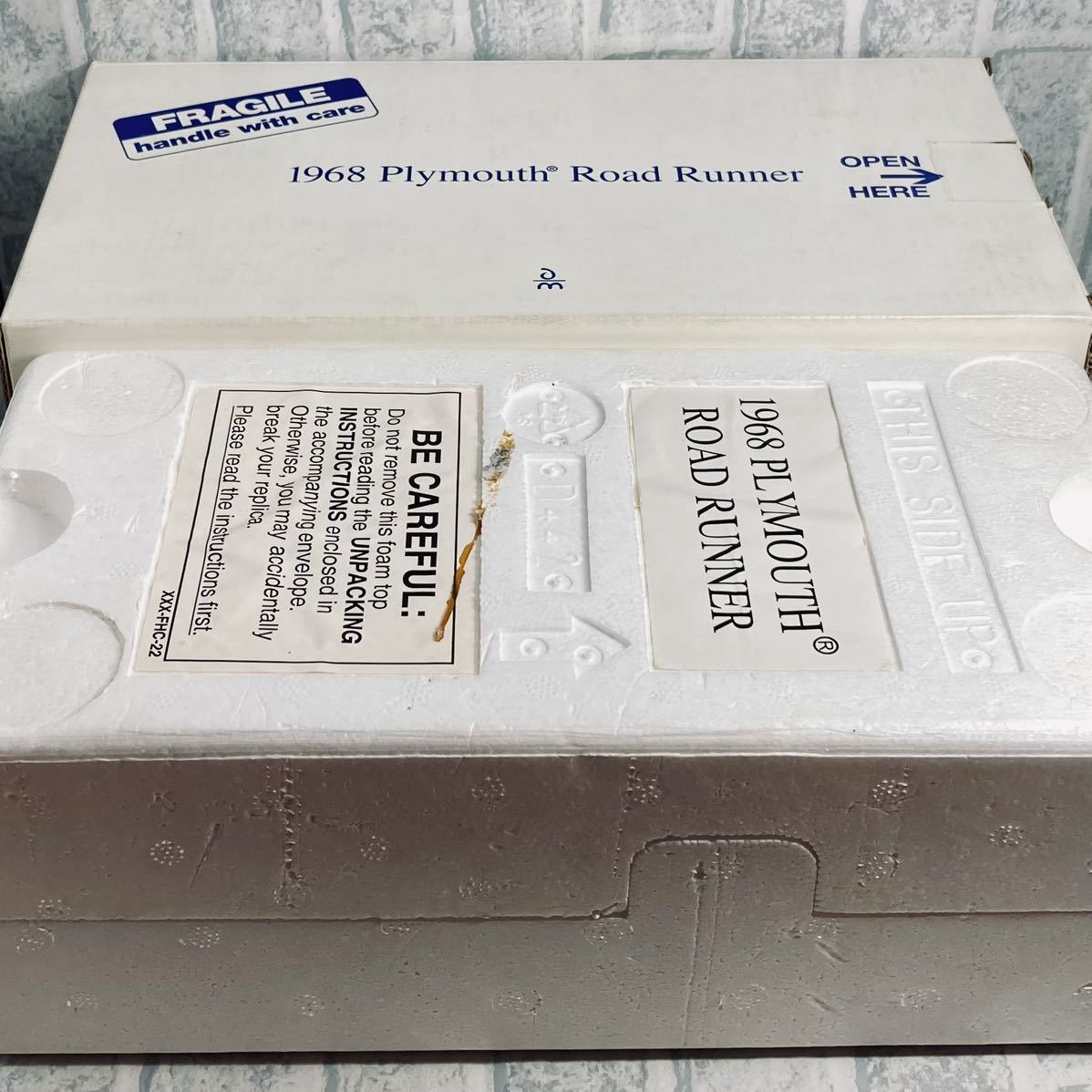 Danbury Mint ダンバリーミント 1/24 1968年型 プリムス
