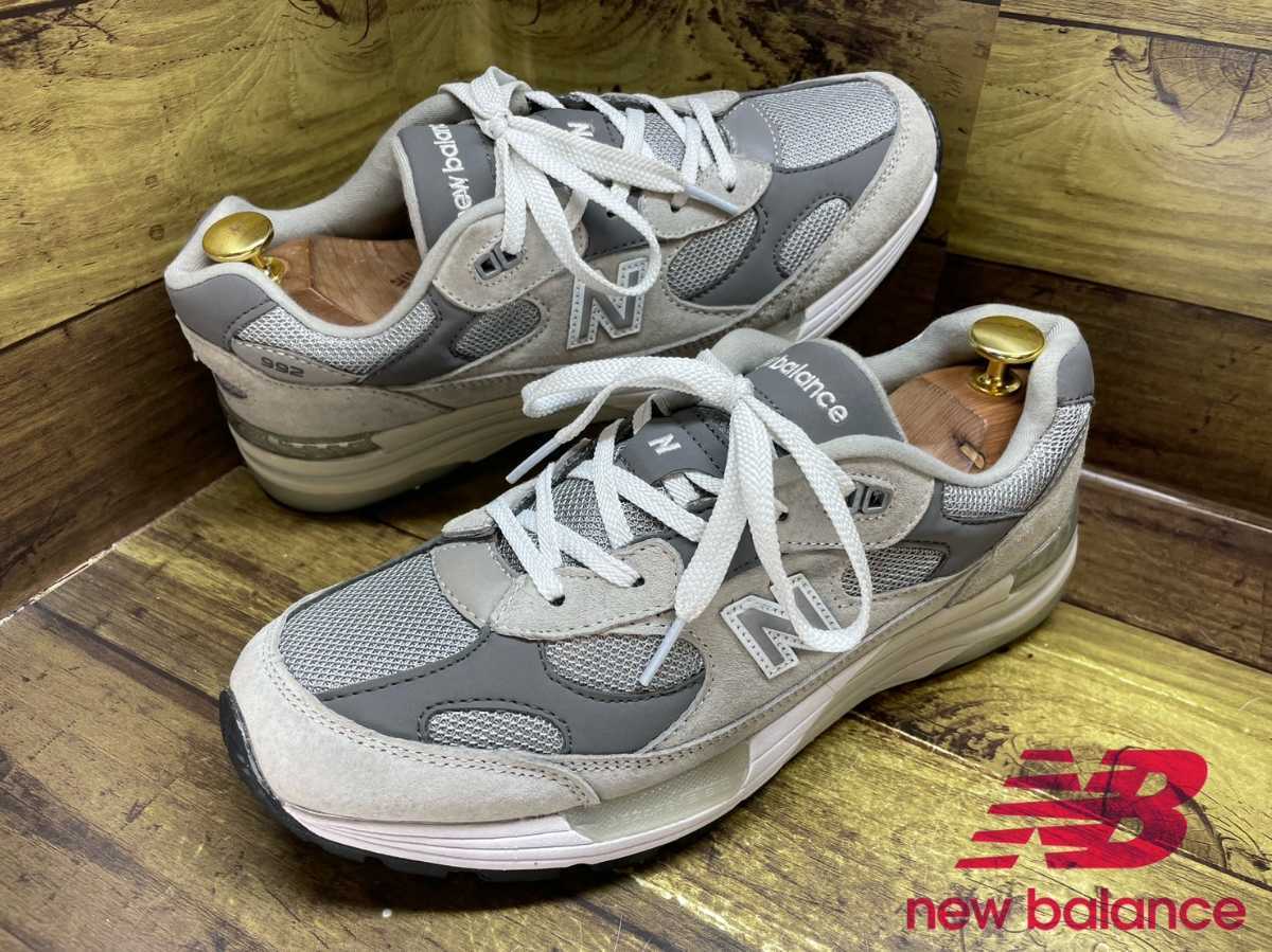 名機降臨！衝撃のコレクション！USA/アメリカ製！ニューバランス【M992】高級ローカットスニーカー!グレー×シルバー×ホワイト 26cm/US8/D