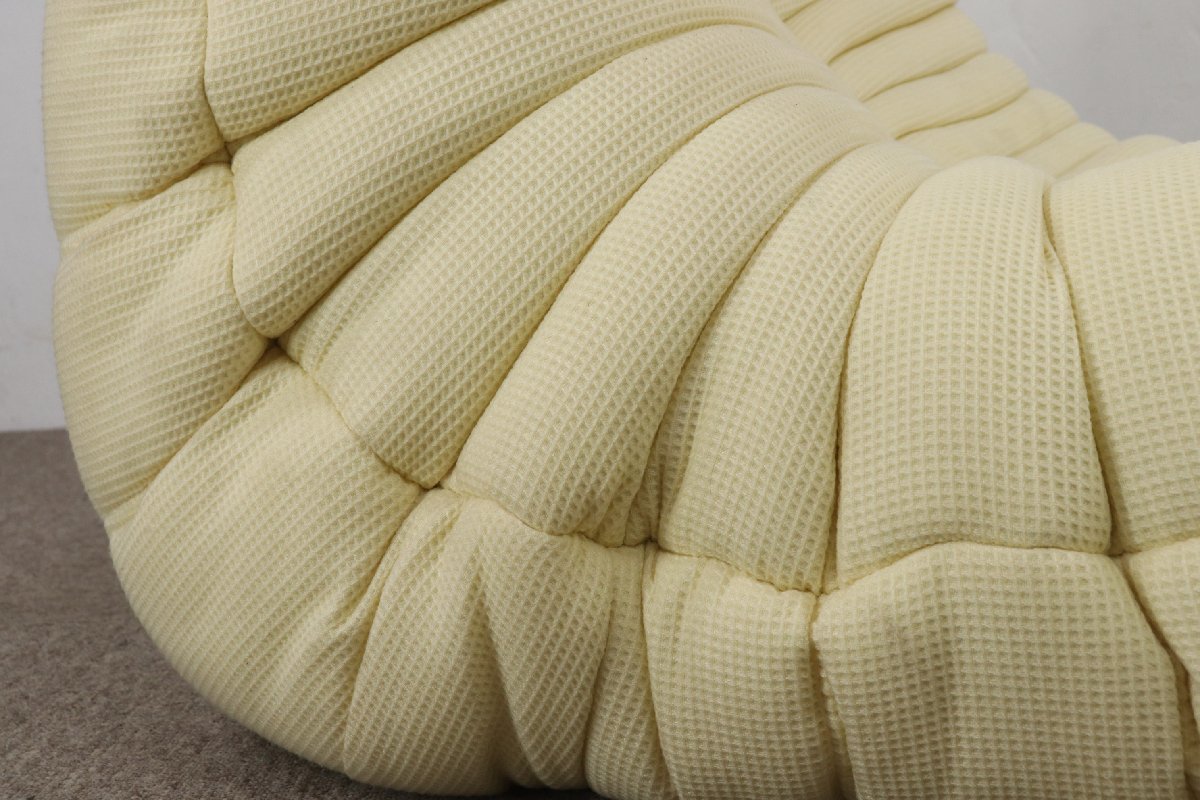 ligne roset/リーンロゼ TOGO/トーゴ ミッシェル・デュカロワ クリーム 