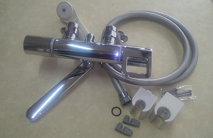 TOTO 浴室用 サーモシャワー混合水栓 TMHG40CR 品 断熱ボディ エコ水栓 